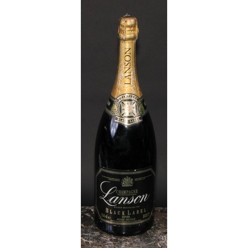 2576 - Champagne - Moët & Chandon Champagne, Premier Cuvee, magnum, 150cl; others, Lanson Black Label, magn... 