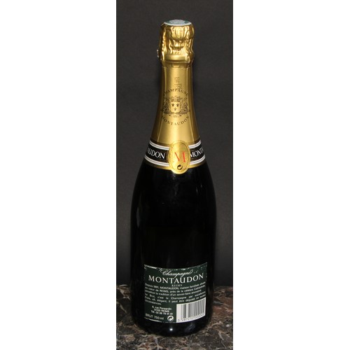 2576 - Champagne - Moët & Chandon Champagne, Premier Cuvee, magnum, 150cl; others, Lanson Black Label, magn... 