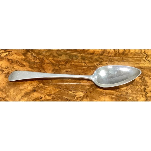689 - A set of six George III Scottish silver Hanoverian pattern table spoons, Matthew Craw, Edinburgh 180... 