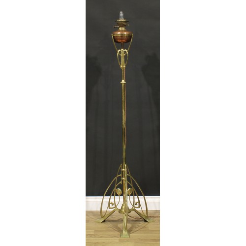 1549 - An Art Nouveau brass and copper telescopic floor lamp, converted from an oil lamp, 151cm extending t... 