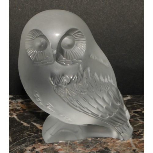 304 - A Lalique frosted glass model, of a Shivers Owl, signed Lalique France, 9cm high; another, smaller, ... 