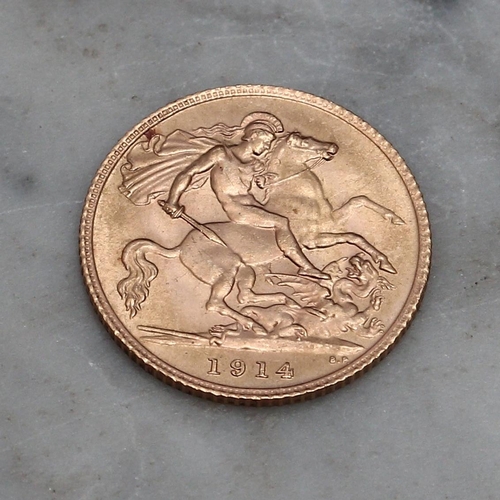 2606 - Coins - A George V gold half sovereign, 1914, George and the Dragon to verso