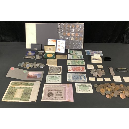 2615 - Coins - British and overseas, a quantity of 19th and 20th century coins and bank notes including Dut... 