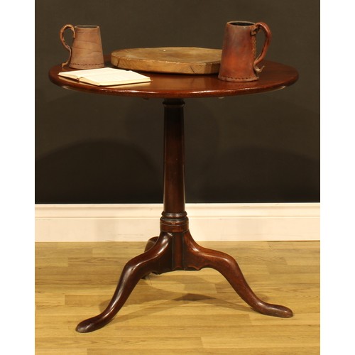 1533 - A George III mahogany tripod occasional table, one-piece circular tilting top, turned column, cabrio... 