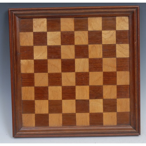 1495 - An early 20th century mahogany and parquetry chess board, 29.5cm wide