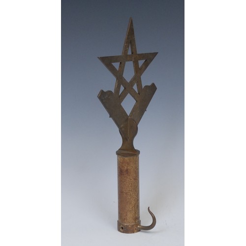 2093 - Freemasonry and Friendly Society Interest - a brass Masonic pole head, with Star and mason's square,... 