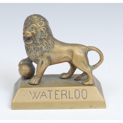 1874 - The Battle of Waterloo - an early 20th century library desk bronze, The Lion of Waterloo, after Jean... 