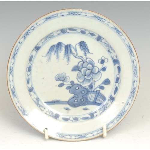 356 - A pair of Chinese circular longevity dishes, 28.5cm diameter, possibly Diana cargo shipwreck, c.1816... 