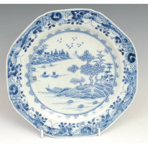 356 - A pair of Chinese circular longevity dishes, 28.5cm diameter, possibly Diana cargo shipwreck, c.1816... 