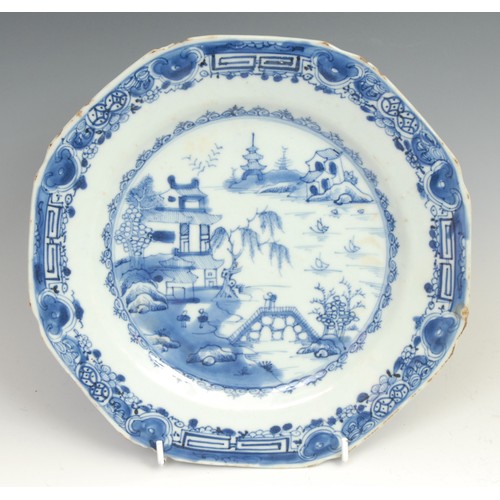 356 - A pair of Chinese circular longevity dishes, 28.5cm diameter, possibly Diana cargo shipwreck, c.1816... 