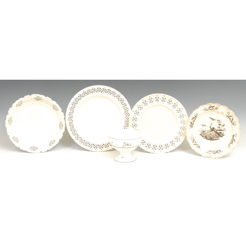 95 - A creamware circular plate, pierced border, 24.5cm diameter, c.1820; etc (5)