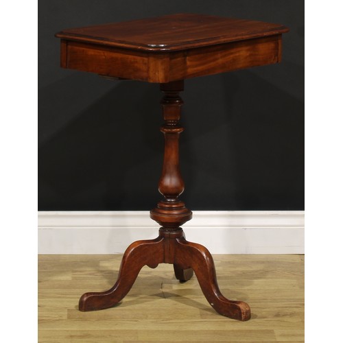 1474 - A Victorian mahogany chamber or wine table, rounded rectangular top above a frieze drawer, turned co... 