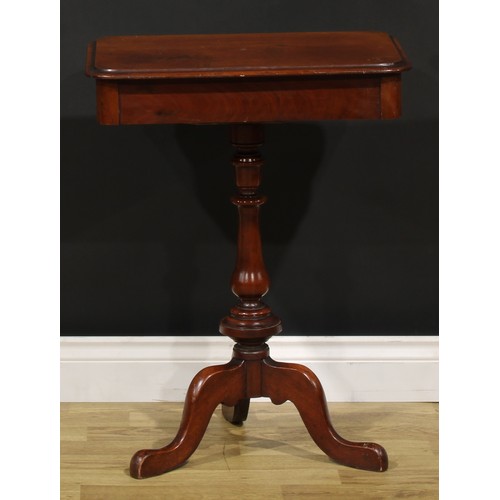 1474 - A Victorian mahogany chamber or wine table, rounded rectangular top above a frieze drawer, turned co... 