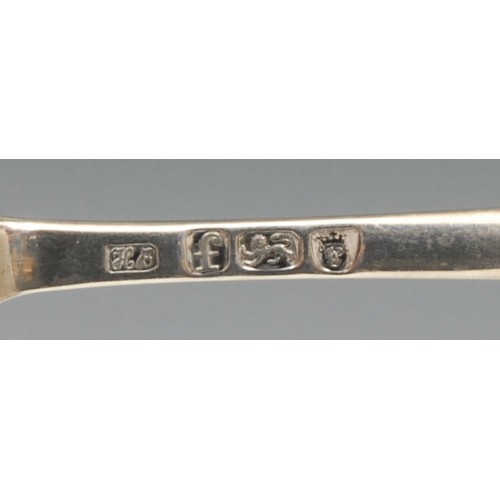 509 - Hester Bateman - a George III silver marrow scoop, 21cm long, London 1781