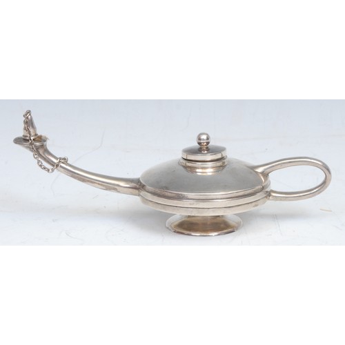 694 - A Spanish silver novelty table cigar lighter, as a Classical lamp, 17.5cm long, 72g