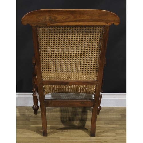 2072 - A pair of 19th century Anglo-Indian plantation chairs, cane seat, turned forelegs, 95.5cm high, 63cm... 