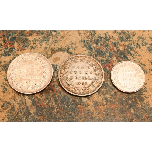 2630 - Regency Bank Tokens - Three shilling bank token 1811 VF, also another 1813 EF; one and sixpence bank... 