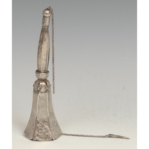 538 - A 19th century silver coloured metal posy holder or tussie mussie, chased with leafy scrolls, 13.5cm... 