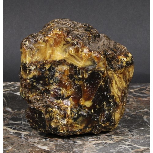 2332 - A large section of raw amber, 11cm x 9.5cm x 6cm