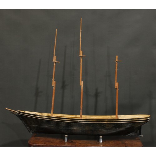 1498 - An early 20th century model ship, 120cm long