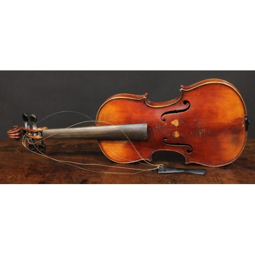 2567 - A violin, the two-piece back 36cm long excluding button, ebonised tuning pegs, 60cm long overall, th... 