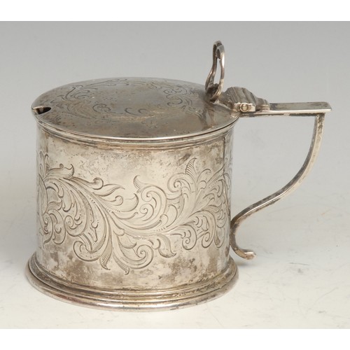 767 - An early Victorian Scottish silver drum mustard, engraved with scrolling foliage, hinged cover, angu... 