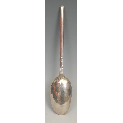 492 - A George II silver fancy-back marrow spoon, 20cm long, London 1741

Provenance: Christie's, 26th Oct... 