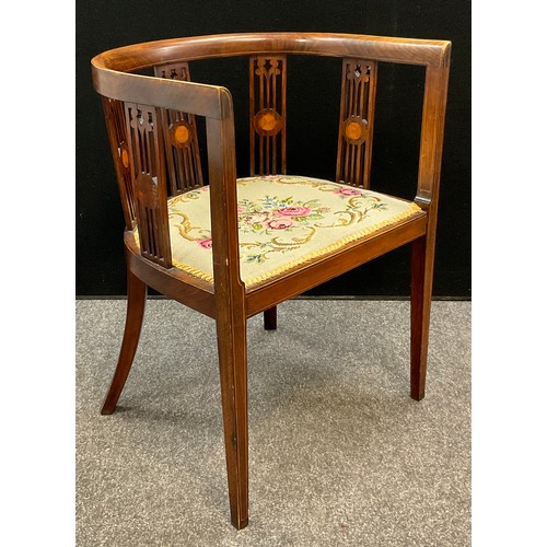 77 - An Edwardian walnut-stained Beech-wood salon chair, pierced splats, tapestry upholstered seat, taper... 