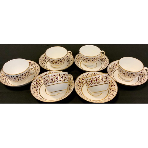 267 - An early 19th century Spode 1023 pattern tea service, for six, in brown and gilt, printed and painte... 