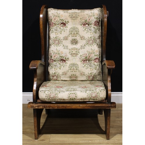 1224 - A pair of 18th century style elm lambing chairs, 102.5cm high, 70.5cm wide, the seat 51cm wide and 4... 