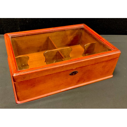 346 - An early 20th century glazed four-section cigar box