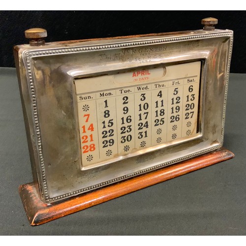 394 - A George V silver desk calendar, Birmingham 1928