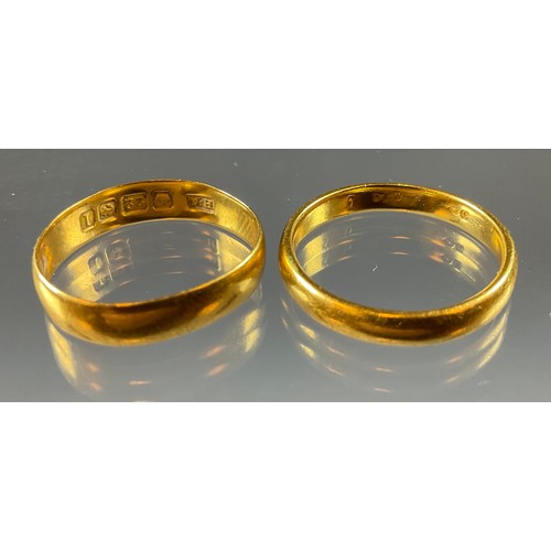 420 - A 22ct gold wedding band, size J, 2g;  another indistinctly marked yellow metal , marked A&W, Birmin... 