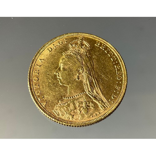 426 - A Victorian sovereign, London mint, 1890, 8g gross