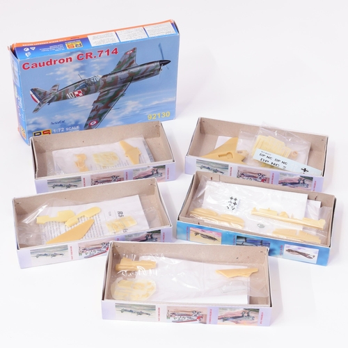 7065 - Model Making, Aviation Interest, The Late John Burgess Collection of Model Kits - RS Models 1:72 sca... 