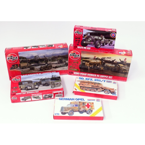 7076 - Model Making, Military related vehicles, The Late John Burgess Collection of Model Kits - Airfix/Hor... 