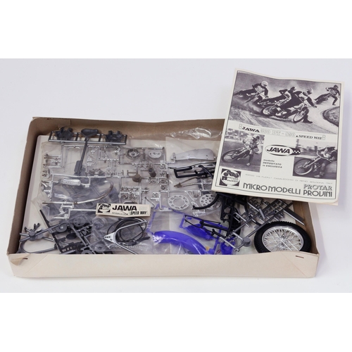 7082 - Model Making, The Late John Burgess Collection of Model Kits - Protar 1:9 scale Jawa 500 DT-890 Spee... 