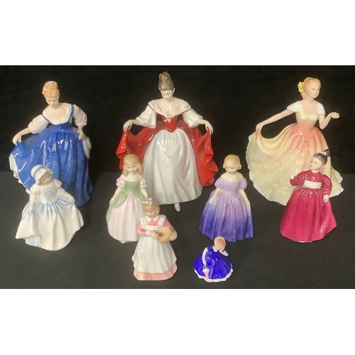 5224 - A Royal Doulton figure, Kay HN 3340; others, Sara HN 2265, Deborah HN 3644; others smaller, Marie, D... 