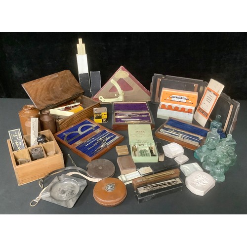 5241 - Boxes and Objects - Writing and Geometry - an early 20th century geometry set, mahogany cased; other... 