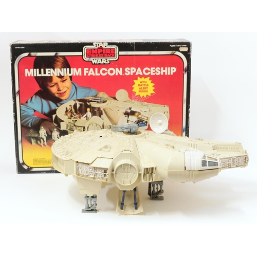 7102 - Sci-Fi Interest, Star Wars - a Palitoy Star Wars The Empire Strikes Back No.33364 Millennium Falcon ... 