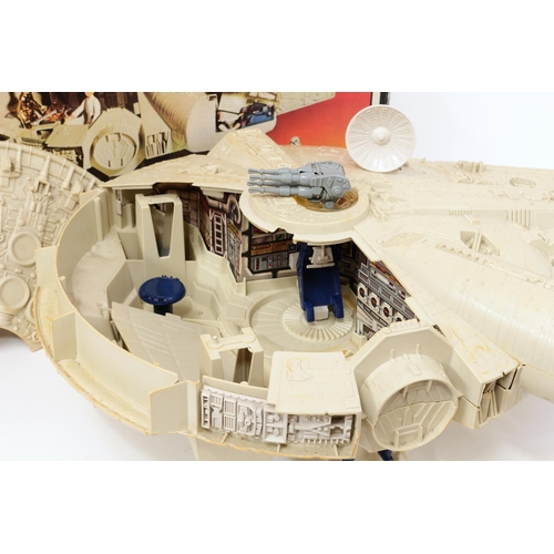 7102 - Sci-Fi Interest, Star Wars - a Palitoy Star Wars The Empire Strikes Back No.33364 Millennium Falcon ... 