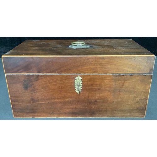 5273 - A George III mahogany two compartment tea caddy, 15cm high, 30cm wide