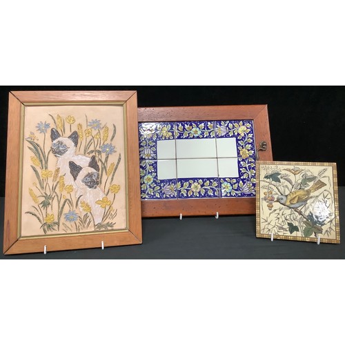 5281 - A Victorian tile; a Siamese cat tile; a tile tray (3)