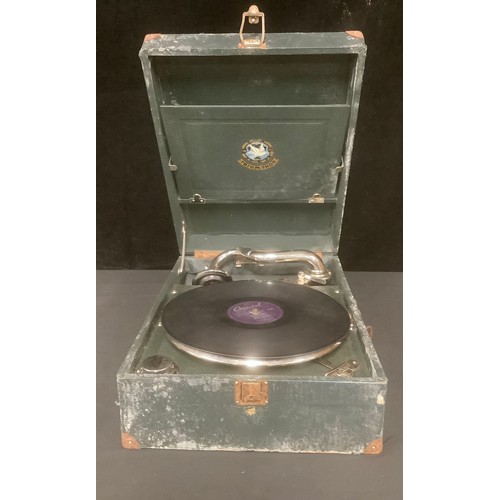 5437 - A 1920s German Triumphon wind-up phonograph with 8 inch turntable