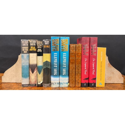 2746A - Books and Audiobooks- Wilbur Smith stand alone first edition hardbacks comprising Cry Wolf, Heineman... 