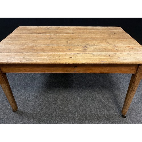 39 - An Irish scrub top pine table, 76.5cm high x 147cm x 98.5cm.