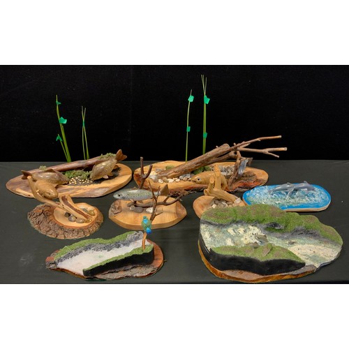 89 - Brian D. Smith, an ornamental oak wood carving ‘Mirror Carp pair feeding’, signed to base, 51cm x 22... 