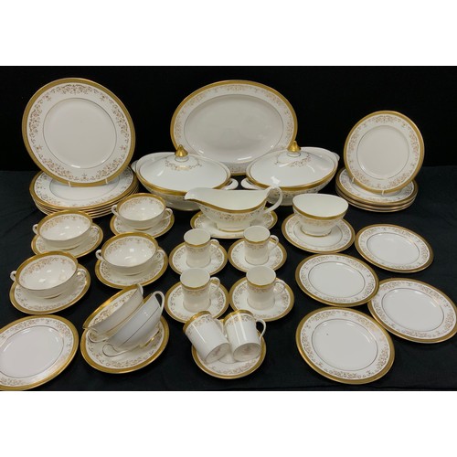 158 - A Royal Doulton ‘Belmont’ pattern part table service including; six dinner plates, six medium plates... 