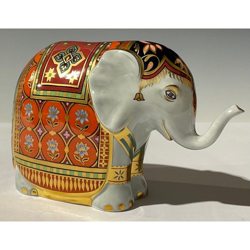 5193 - A Royal Crown Derby paperweight, The Mulberry Hall Baby Indian Elephant, specially commissioned by M... 