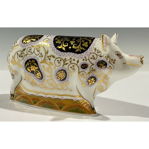 5176 - A Royal Crown Derby paperweight, Spotty Pig, limited edition 283/1,500, gold stopper, 15.5cm long, p... 